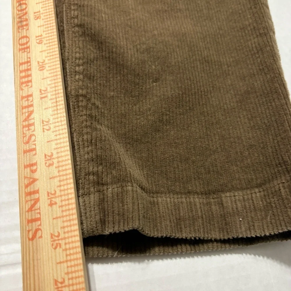 Volcom Men’s Mocha Brown Corduroy Skate Pants.